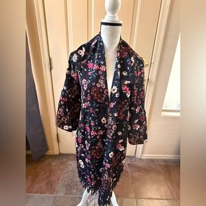 Time and Tru Black Floral Kimono